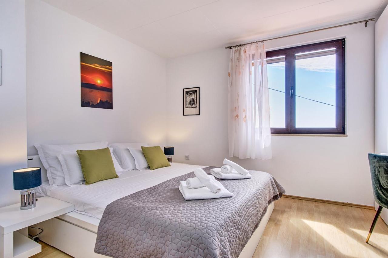Apartment Mateo Miholascica Kültér fotó